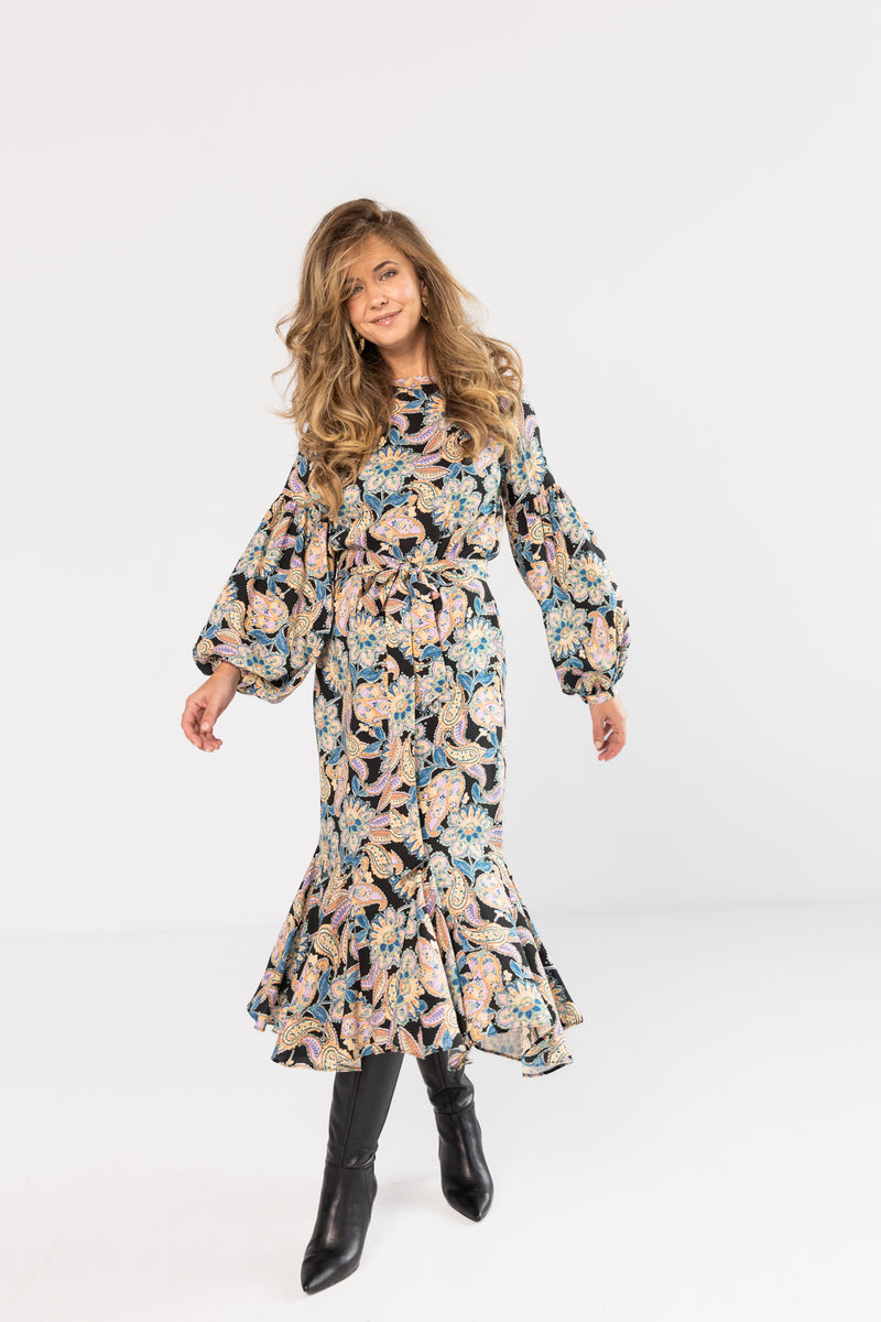 Black Mistic Midi Dress