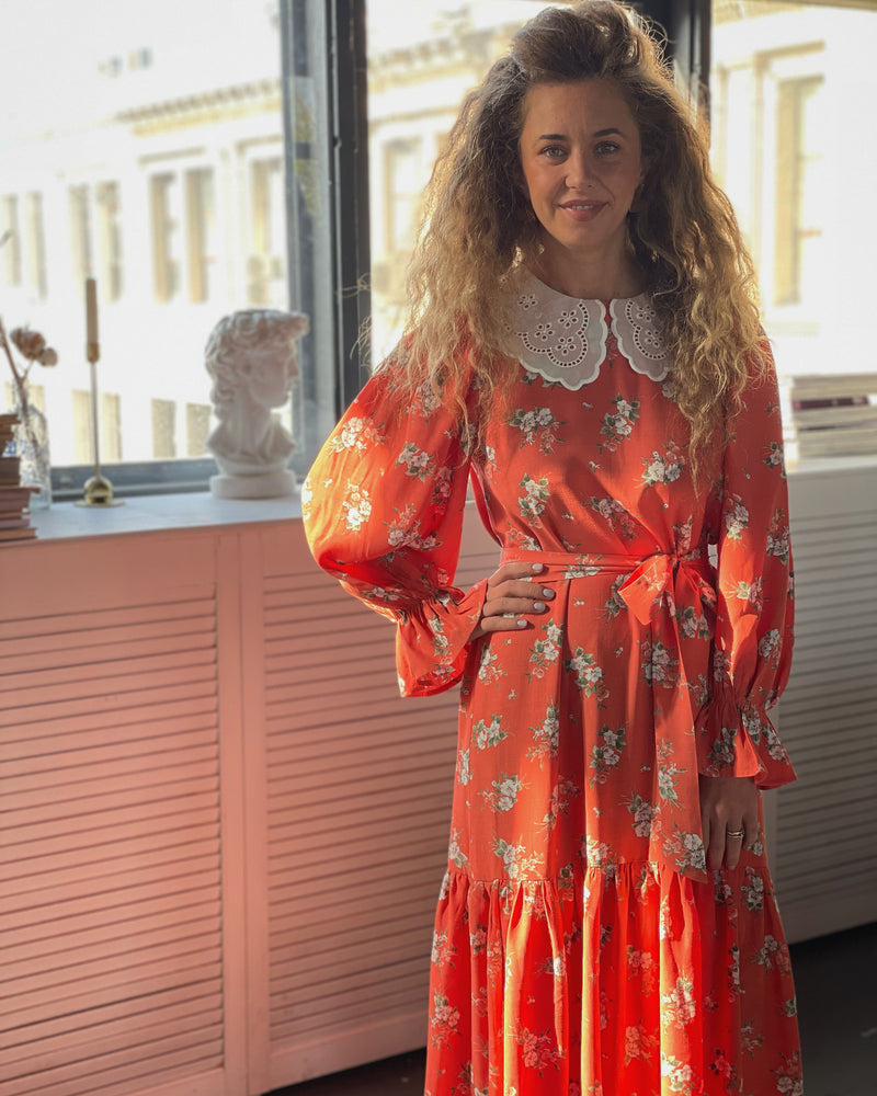 Red Floral Midi Colar Dress